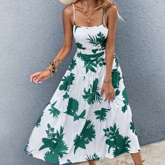 Boho green white floral tropical print tie back maxi dress - Picture 4 of 7